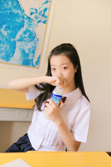 高潮爽到爆的喷水女主播视频